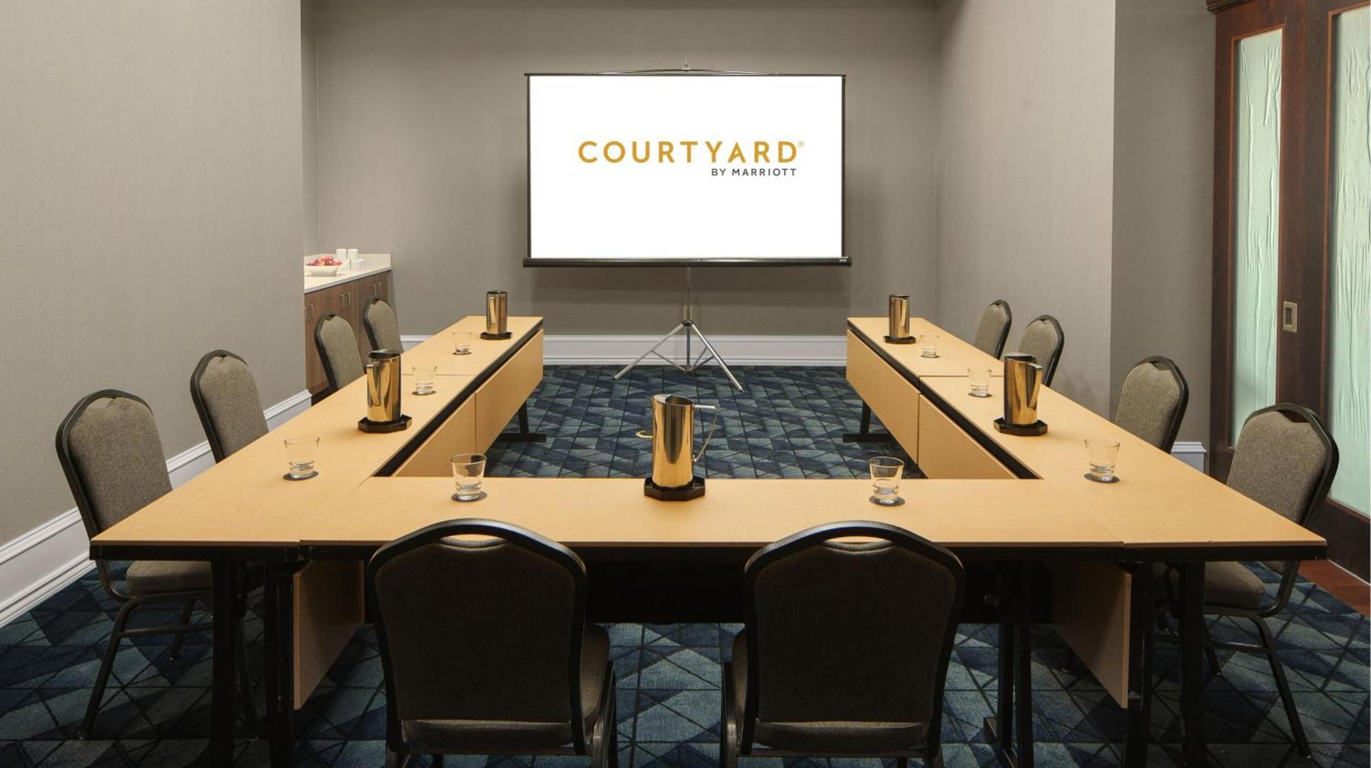 Courtyard By Marriott Chicago At Medical District-Uic Hotel Eksteriør billede